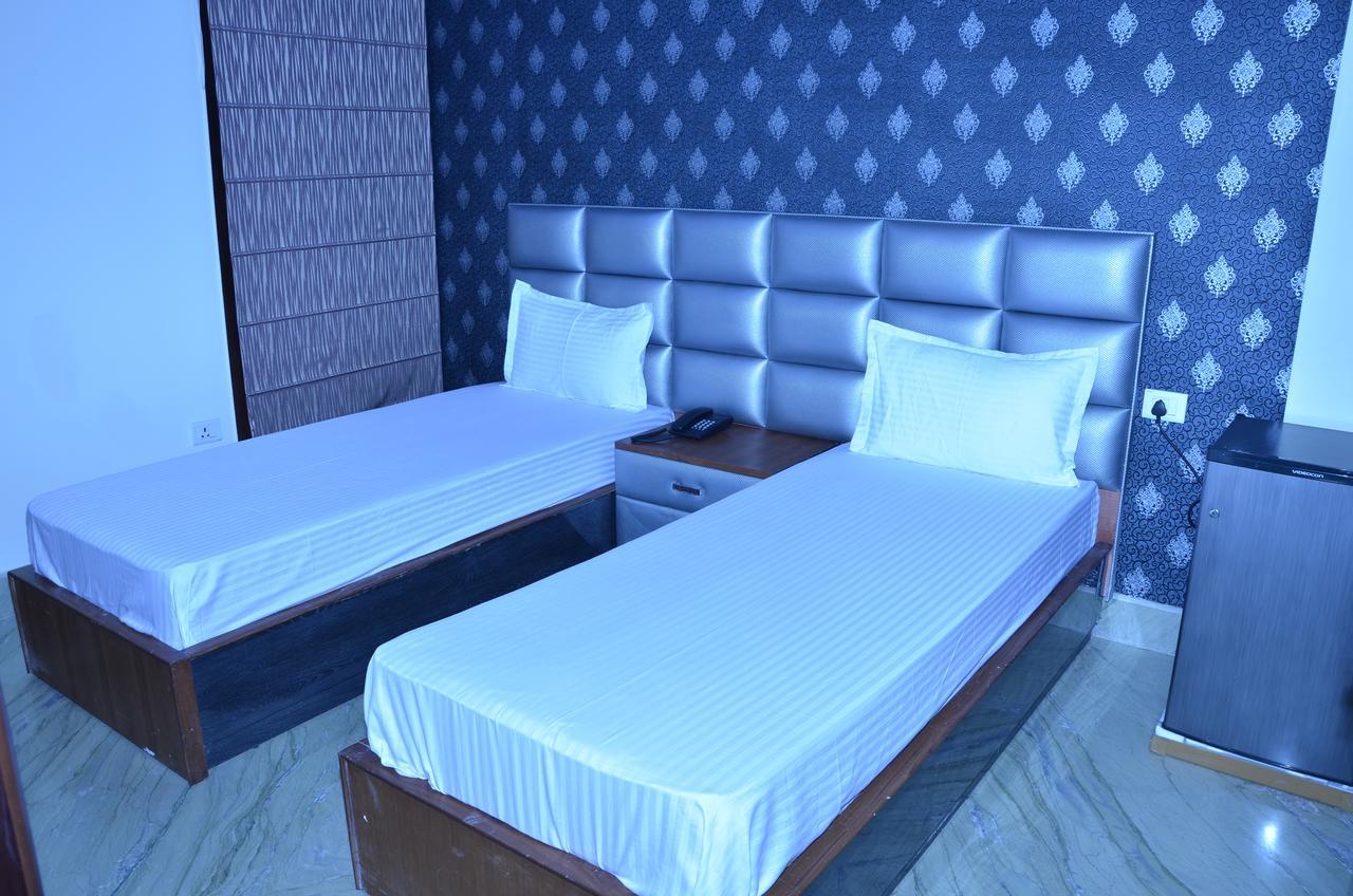Hotel Royal International New Delhi Eksteriør billede